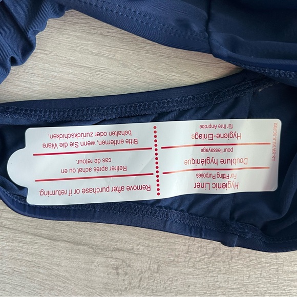 Lands' End Women's Blue Speckled One Piece Swimsuit - Picture 9 of 12